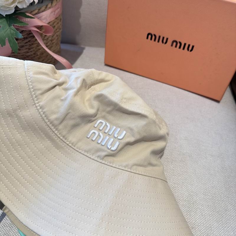 Miumiu hat dx (527)