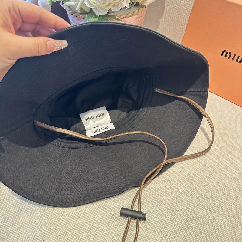 Miumiu hat dx (530)