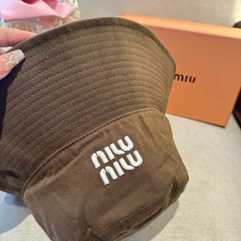 Miumiu hat dx (541)