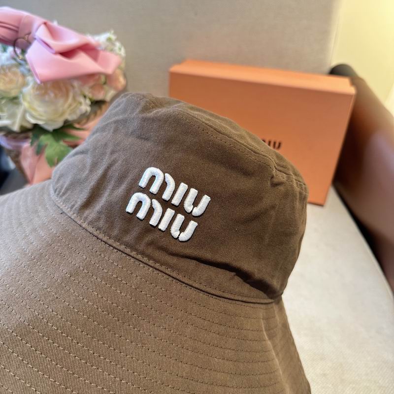 Miumiu hat dx (543)
