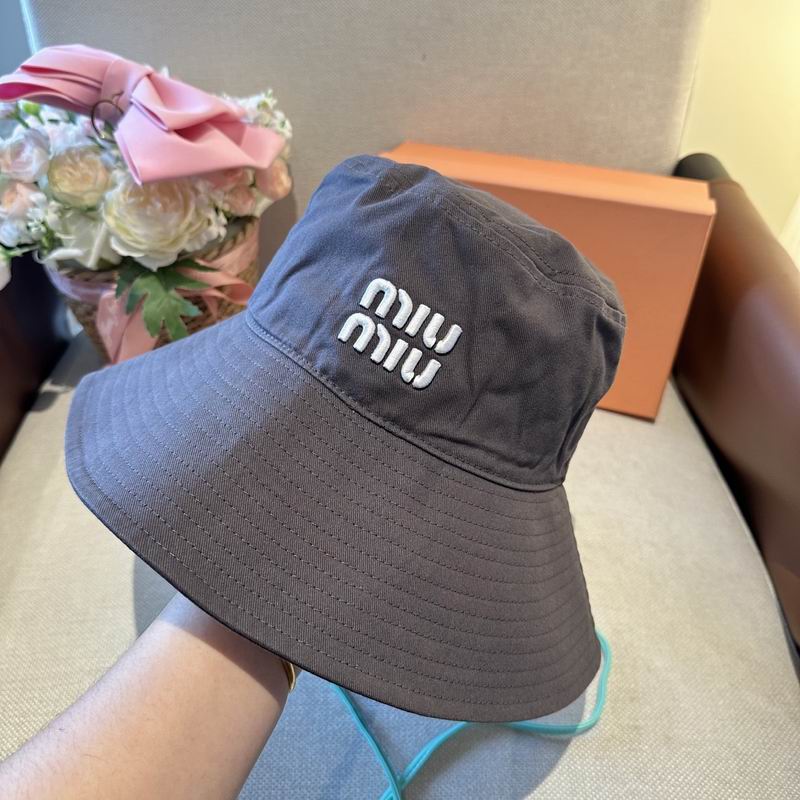 Miumiu hat dx (553)