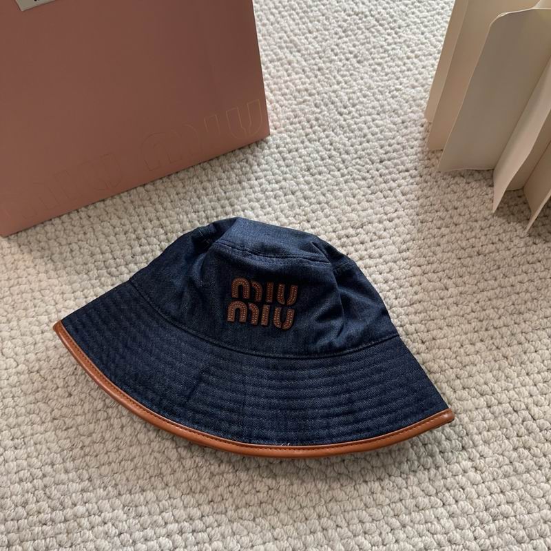Miumiu hat dx (566)