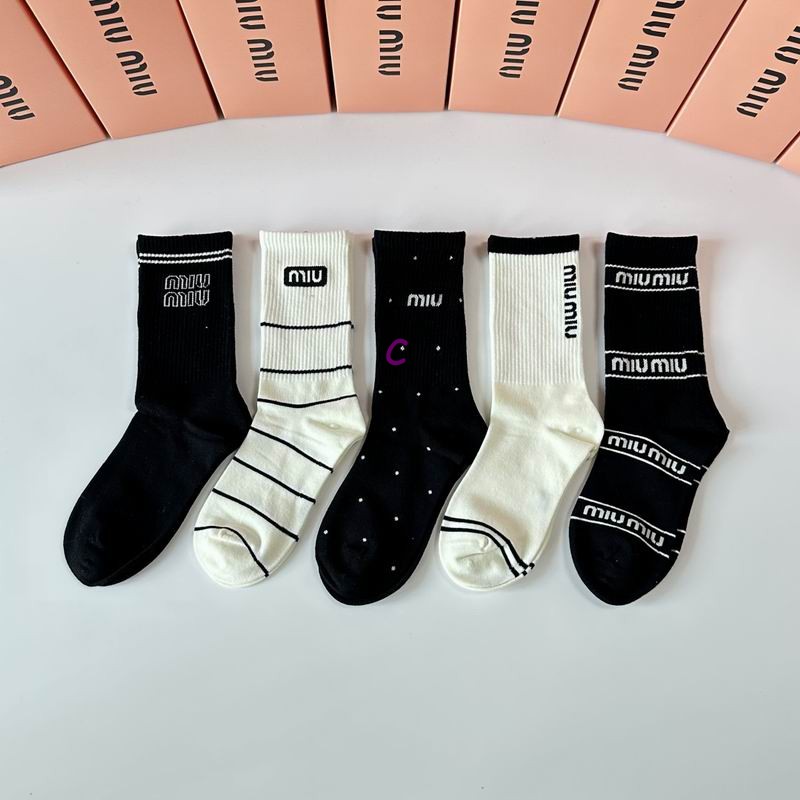 Miumiu socks (12)
