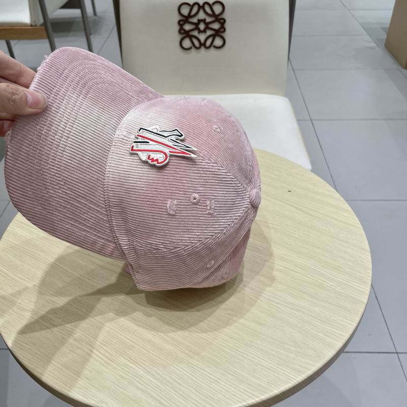Moncler Cap (3896)