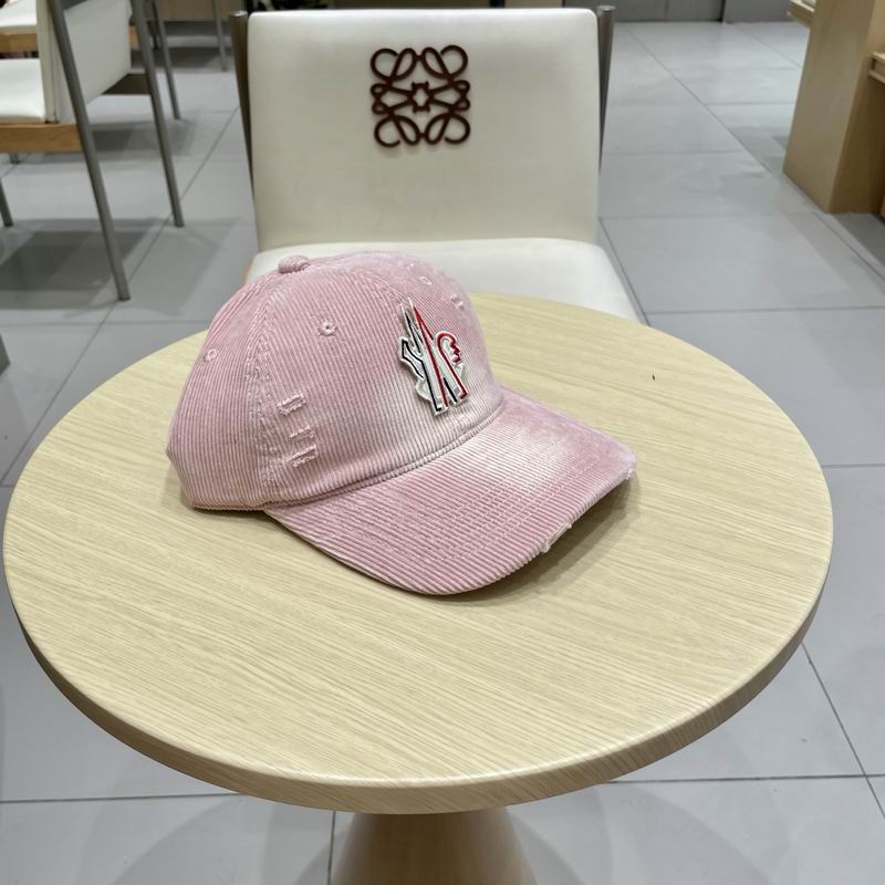 Moncler Cap (3900)