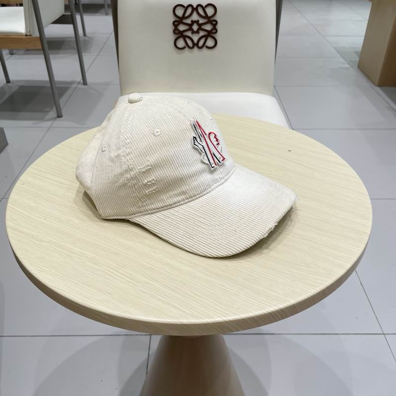 Moncler Cap (3909)