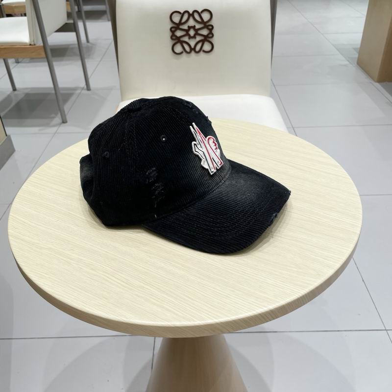 Moncler Cap (3918)