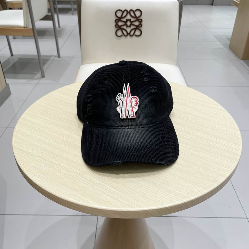 Moncler Cap (3920)