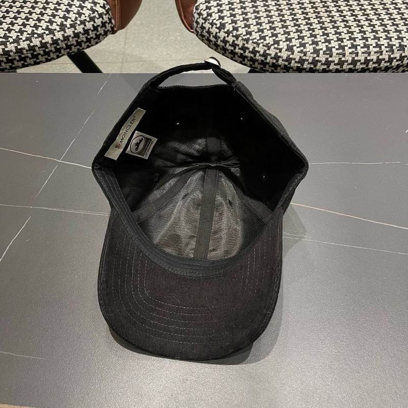 Moncler Cap (4978)
