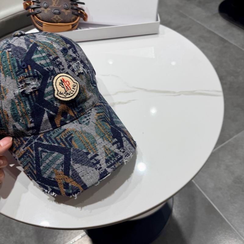 Moncler Cap (8346)