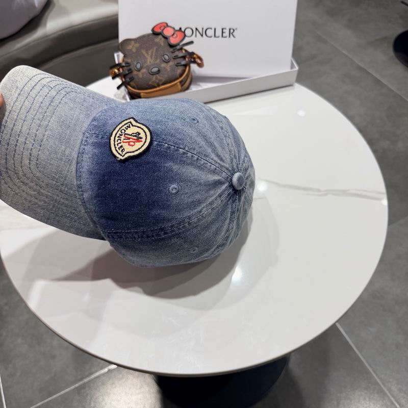 Moncler Cap (9330)