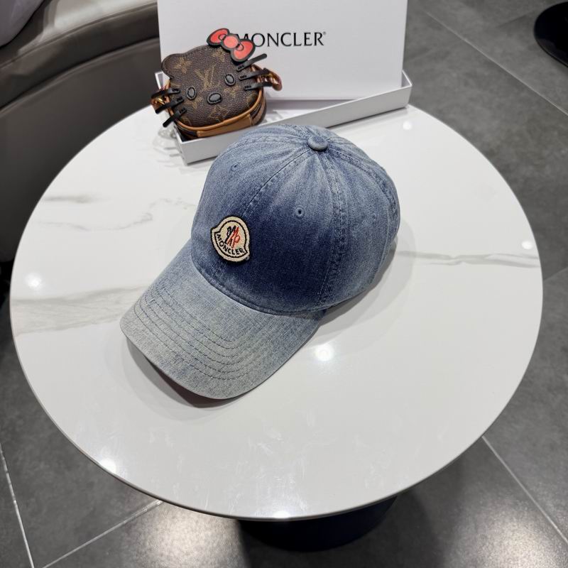 Moncler Cap (9335)