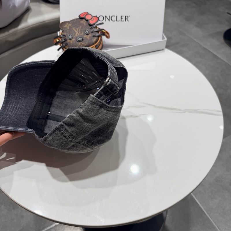 Moncler Cap (9338)