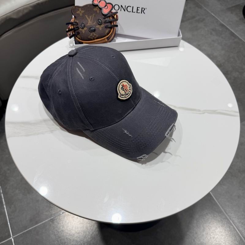 Moncler Cap (9387)