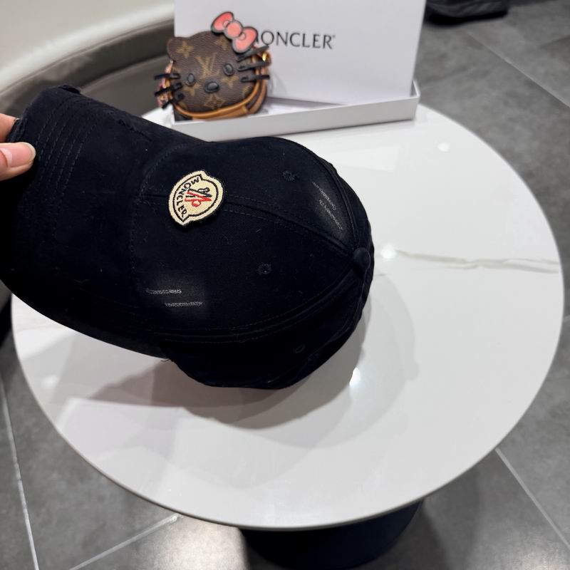 Moncler Cap (9401)