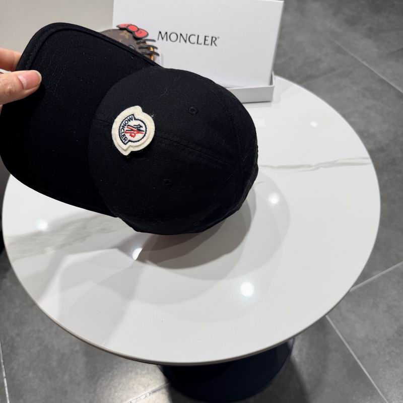 Moncler Cap (9834)