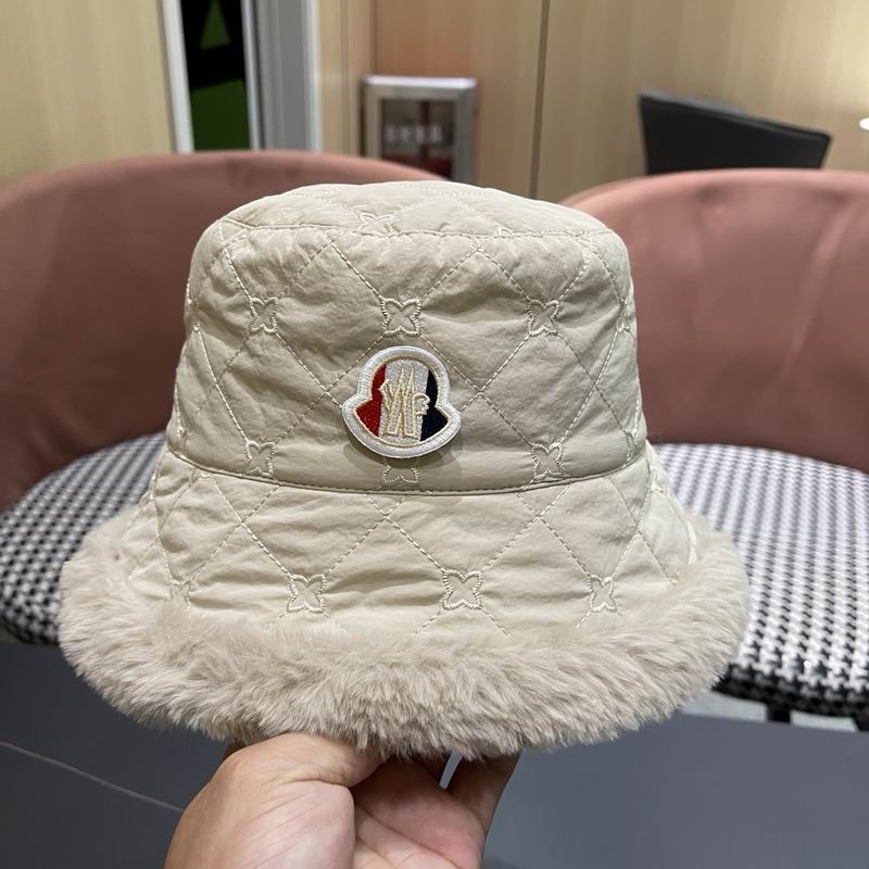 Moncler Hat (1615)