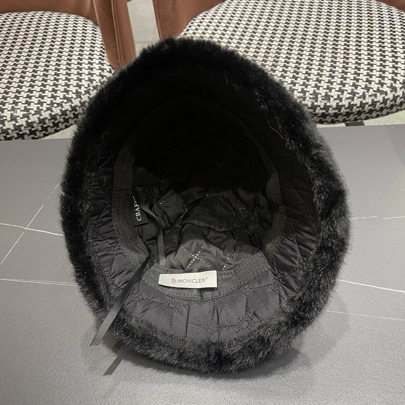 Moncler Hat (1624)