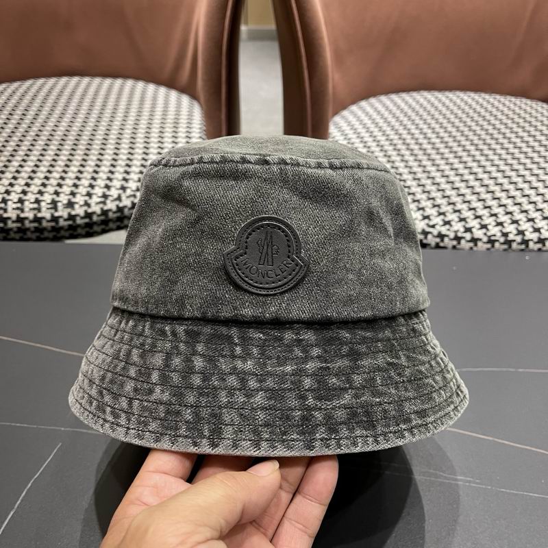 Moncler Hat (1696)