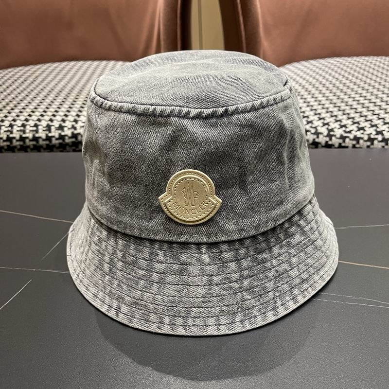 Moncler Hat (1724)