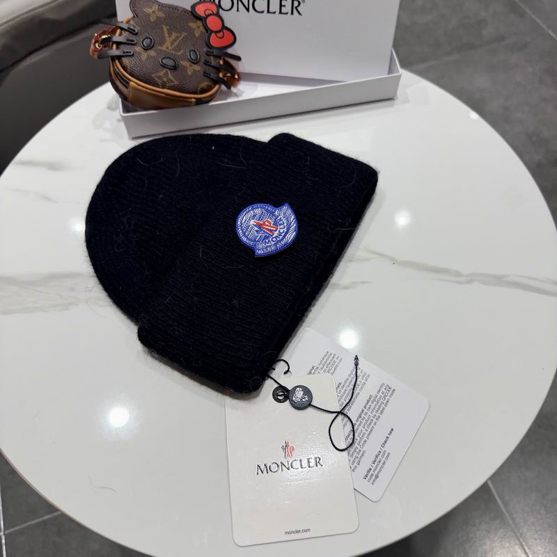 Moncler Hat (227)