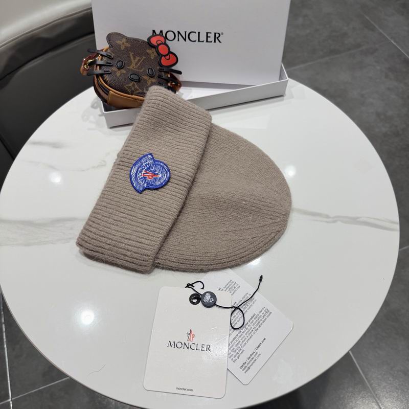Moncler Hat (240)
