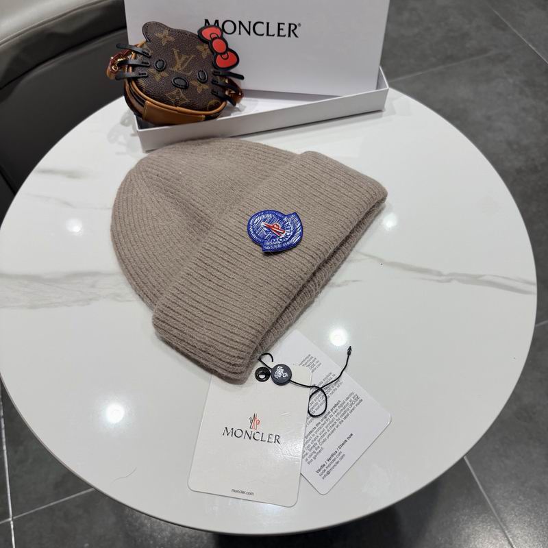 Moncler Hat (245)