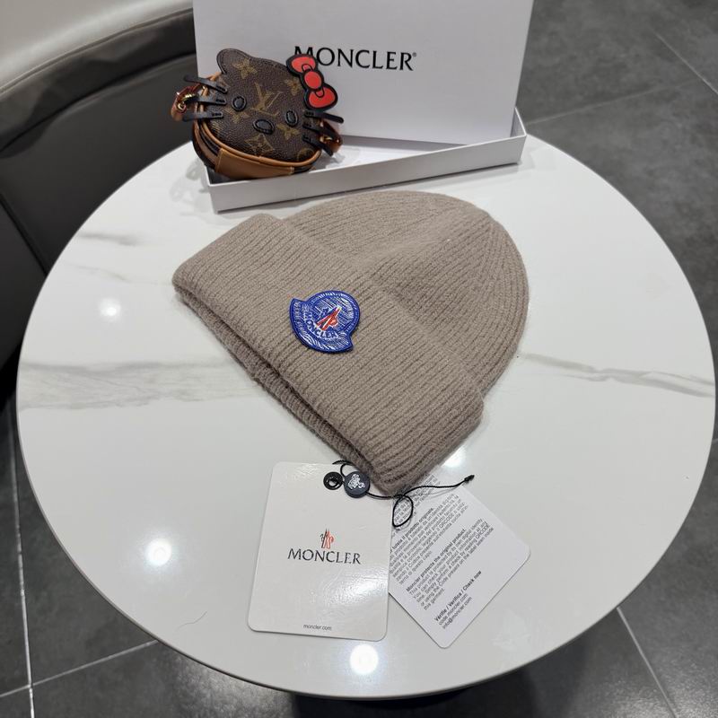 Moncler Hat (246)