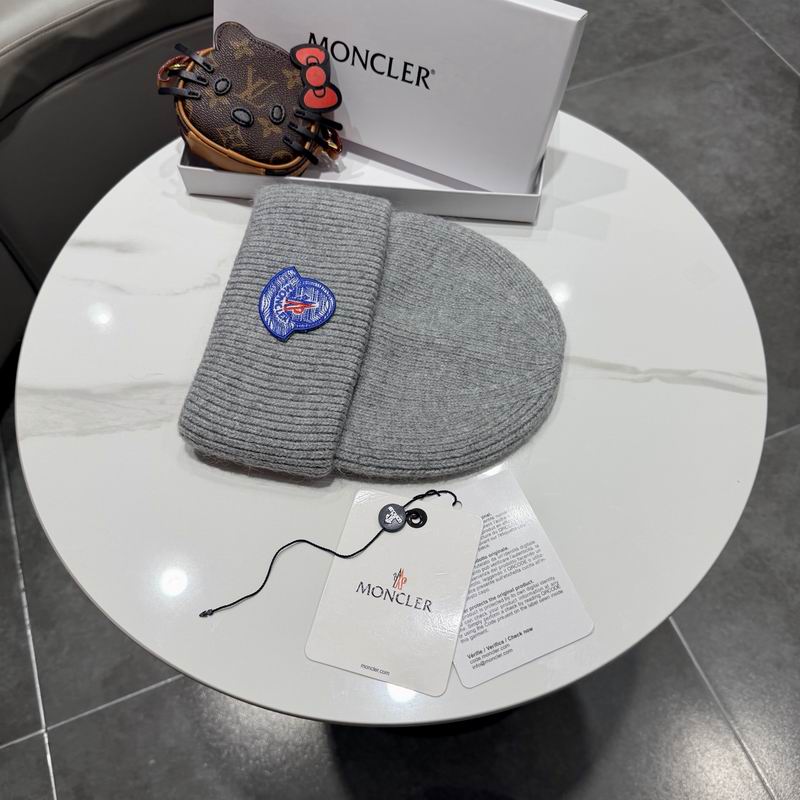 Moncler Hat (258)