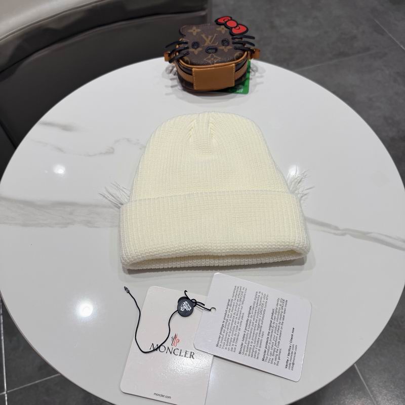Moncler Hat (277)