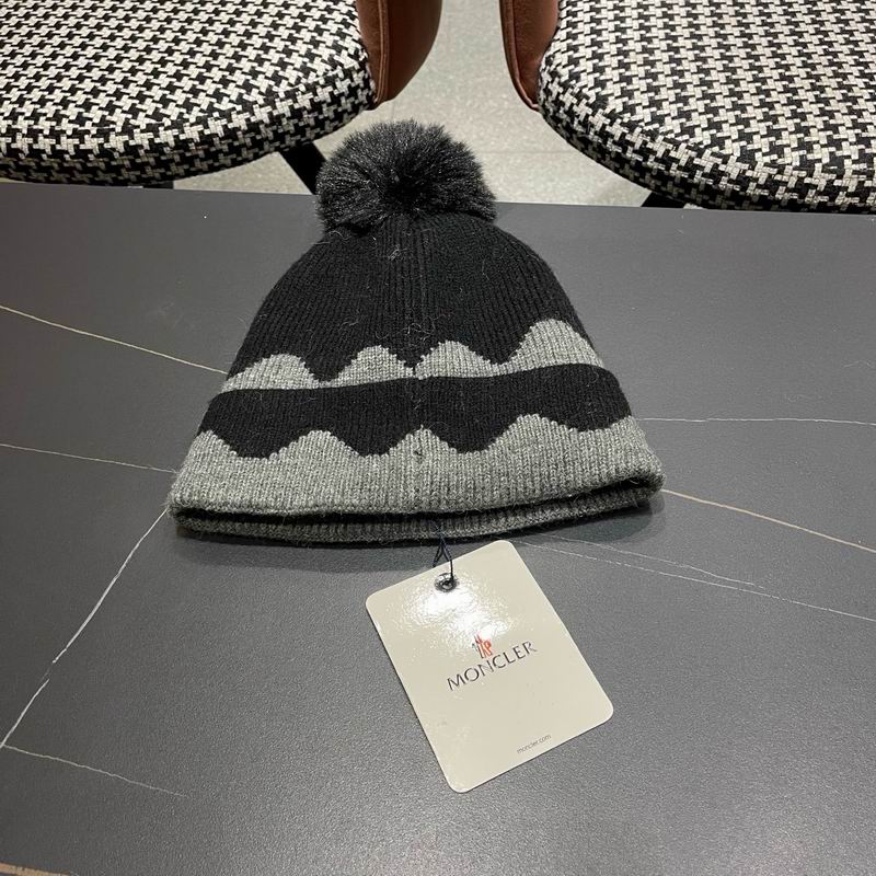 Moncler Hat (413)