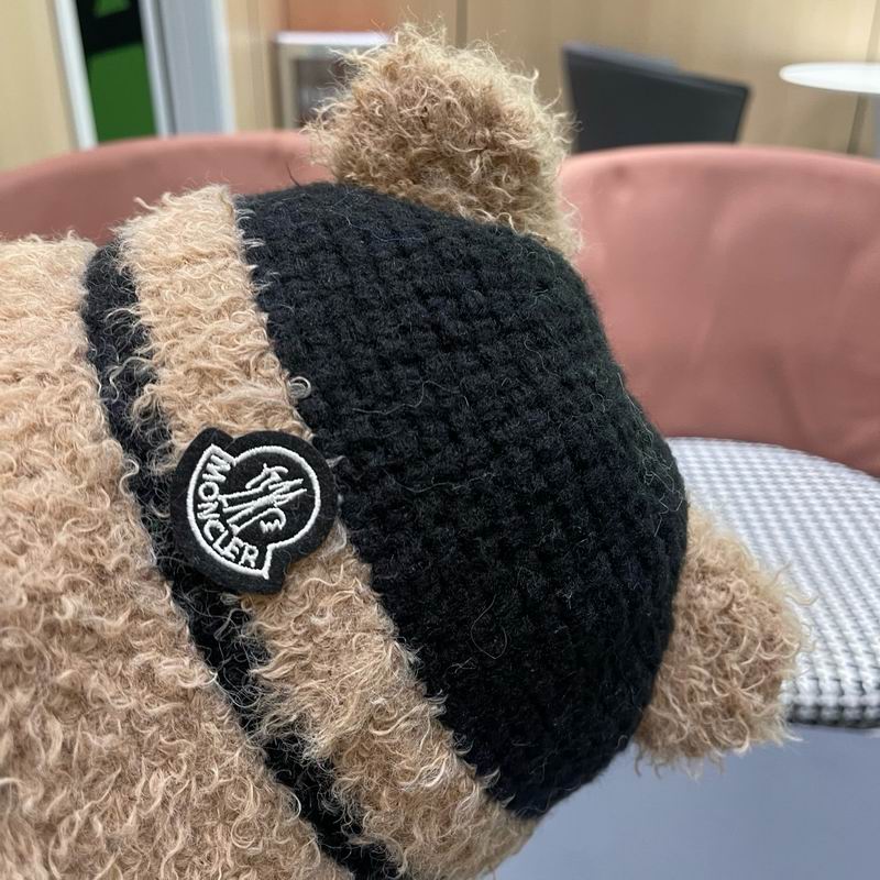 Moncler Hat (600)