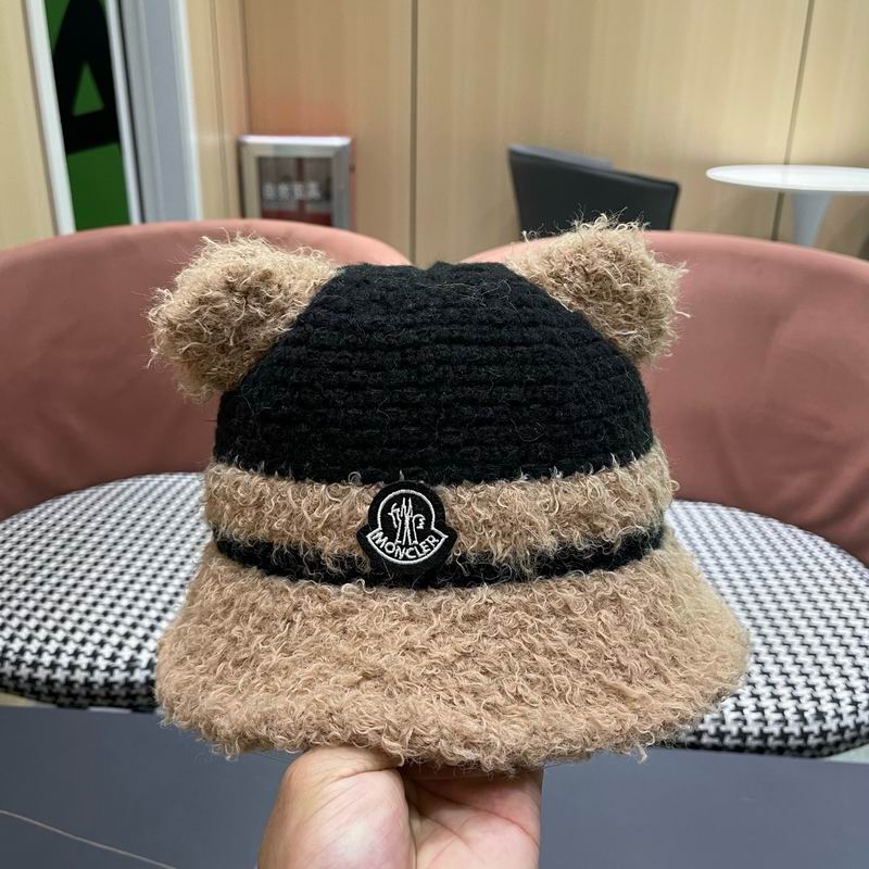 Moncler Hat (601)