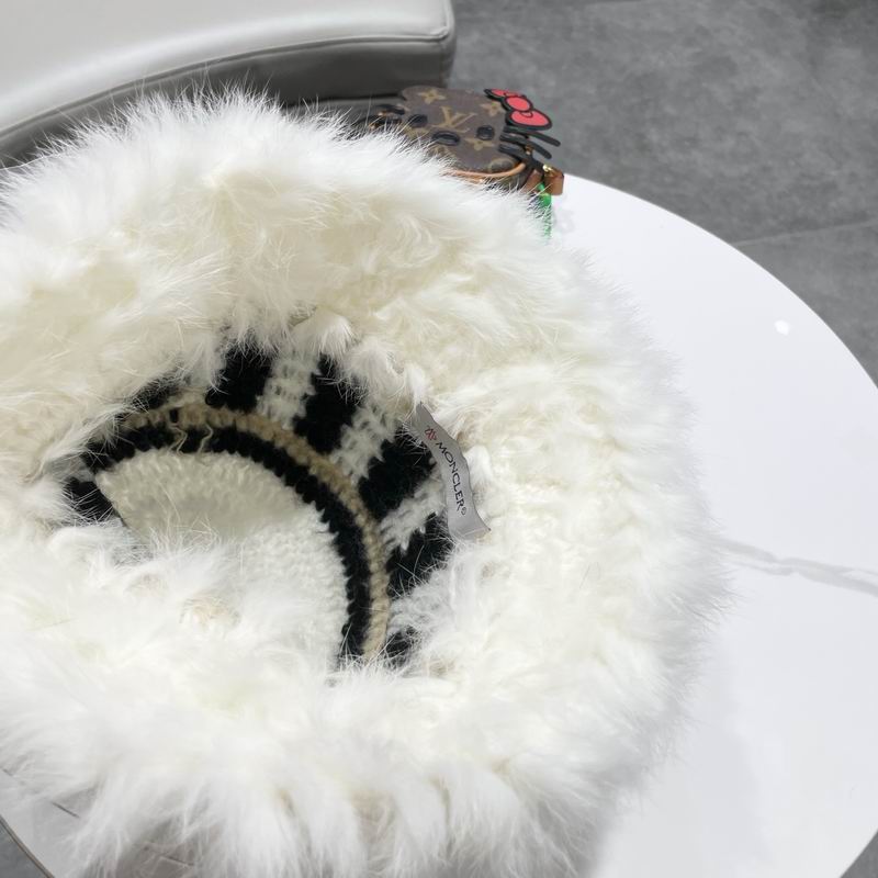Moncler Hat (670)