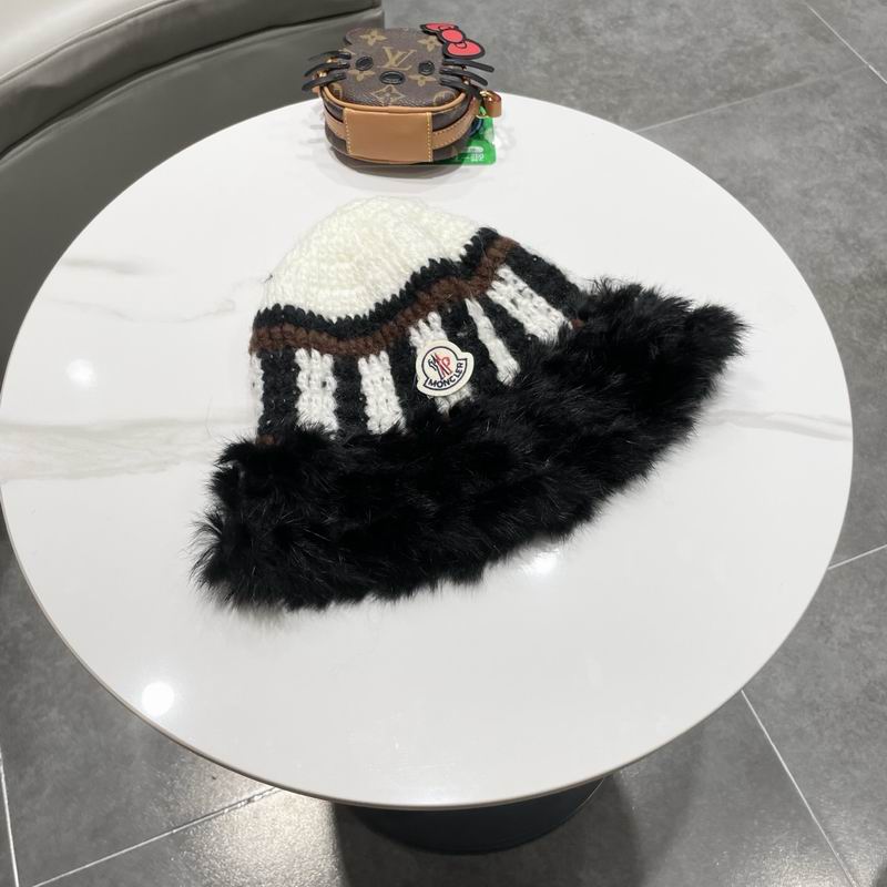 Moncler Hat (688)
