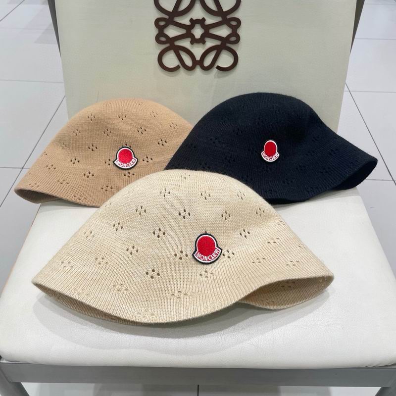 Moncler Hat (699)