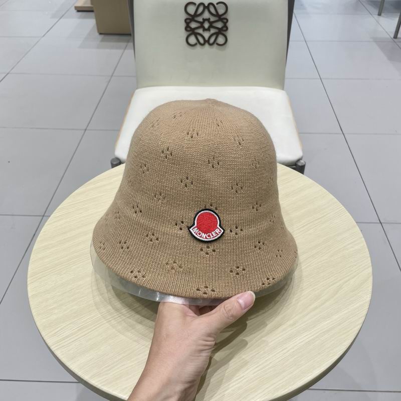 Moncler Hat (701)