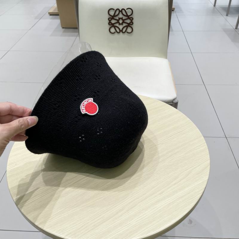Moncler Hat (710)