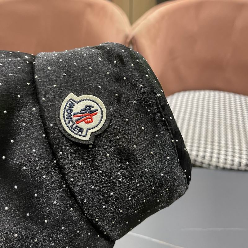 Moncler Hat (859)