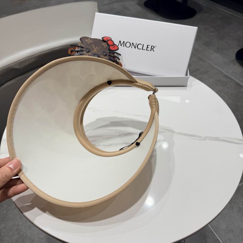Moncler Visor (232)