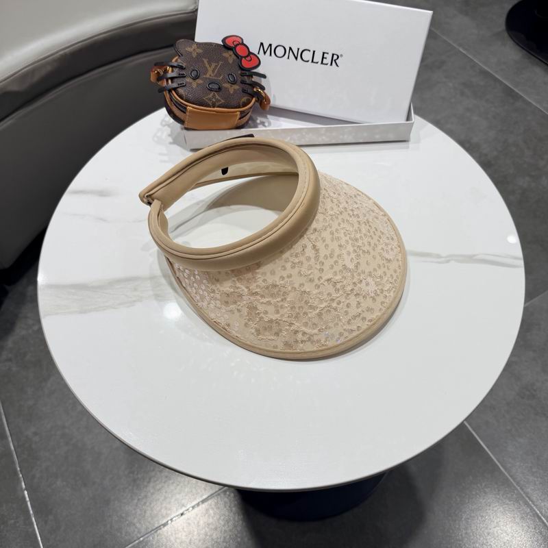 Moncler Visor (236)