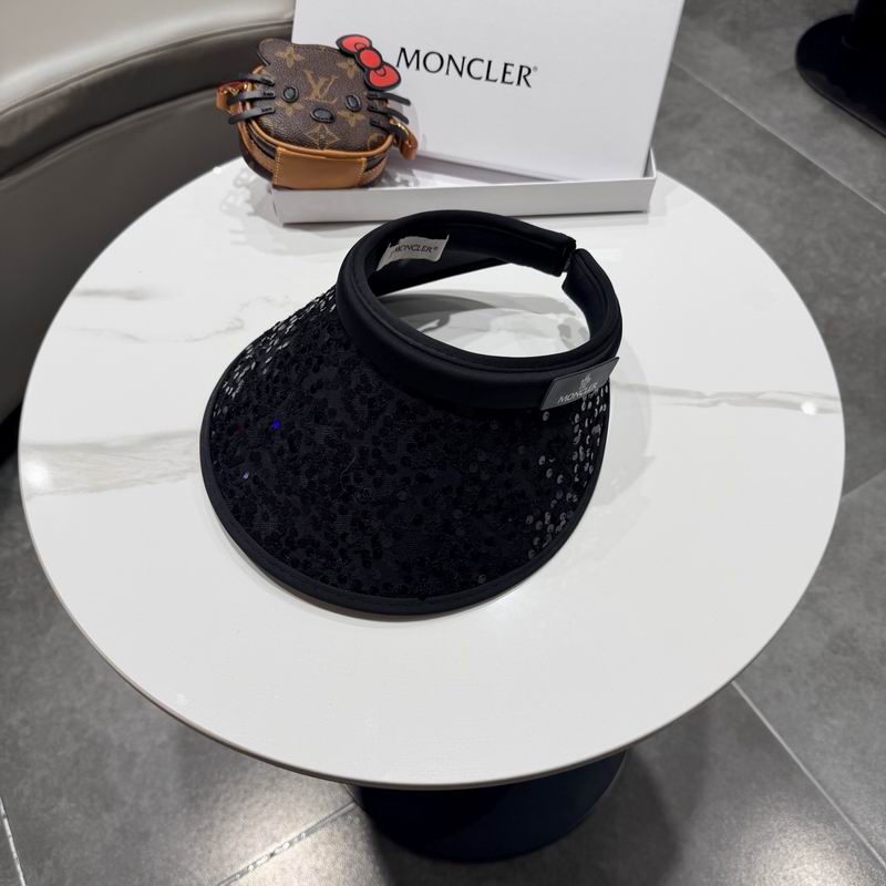 Moncler Visor (248)