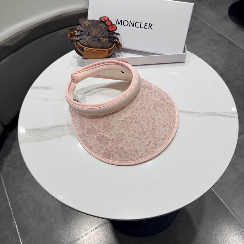 Moncler Visor (254)