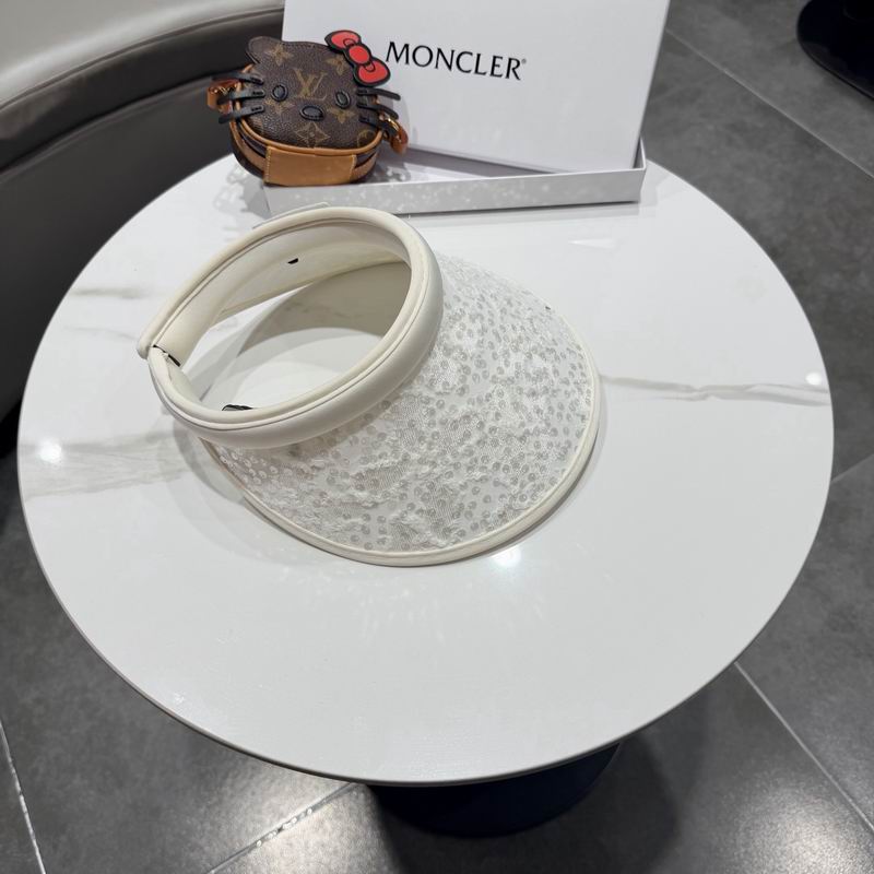 Moncler Visor (263)