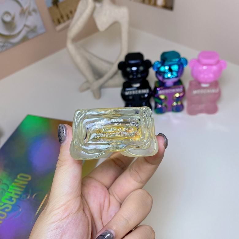 Moschino 4x30ml    (4)