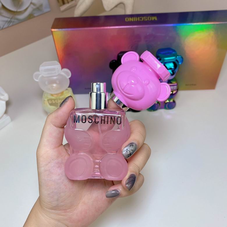 Moschino 4x30ml    (5)