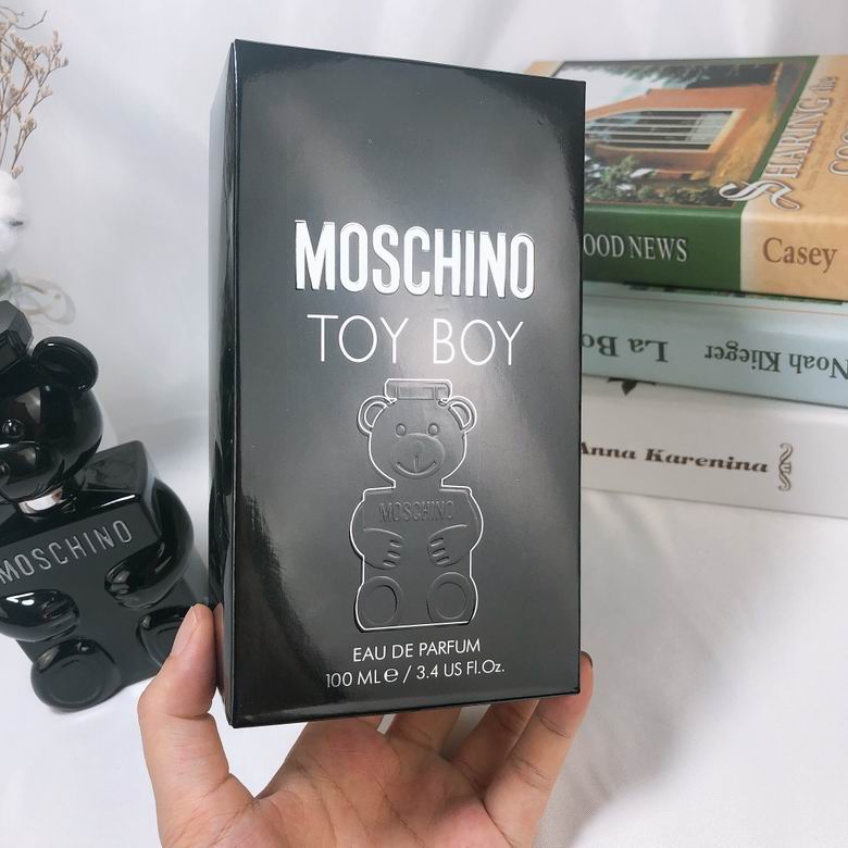 Moshcino Man 100ml    (3)