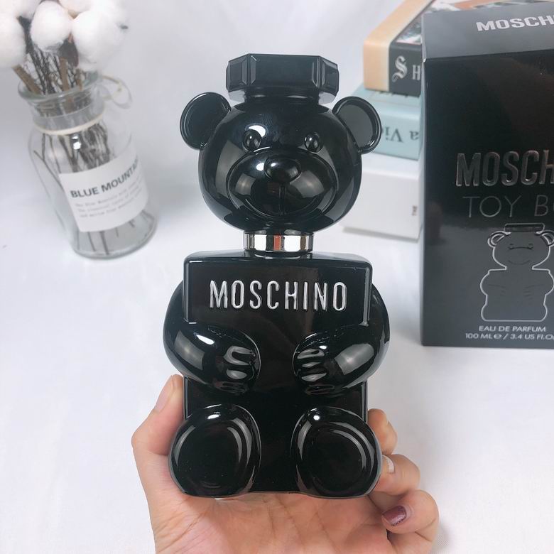 Moshcino Man 100ml    (7)