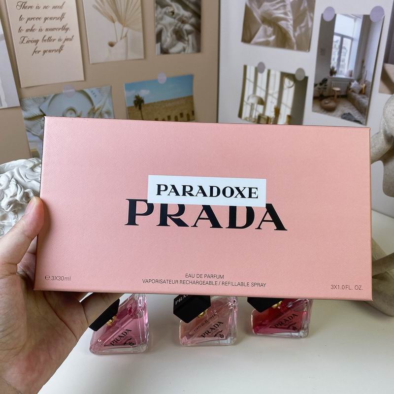 Prada 30mlX3  (2)