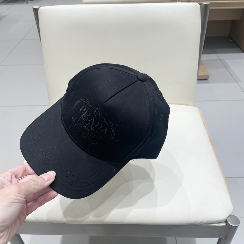 Prada Cap (3836)